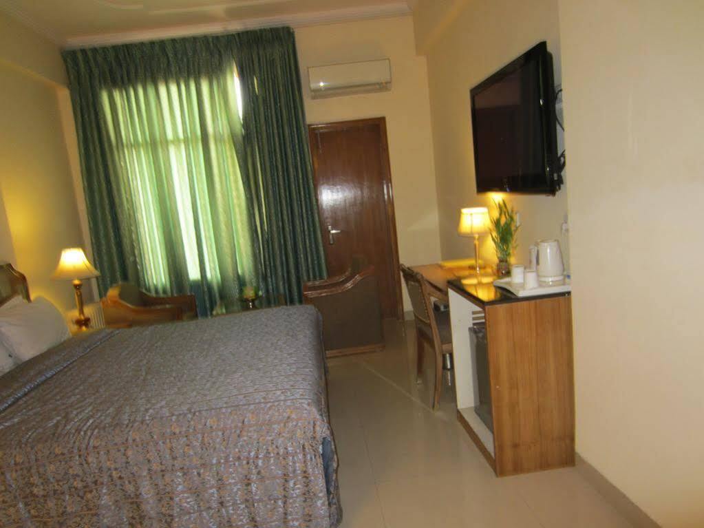 Classic Residency Haridwār Exterior foto